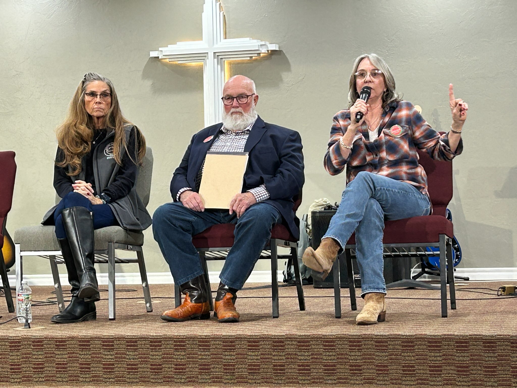 A Panel of Guests Speak at Crescent Meeting